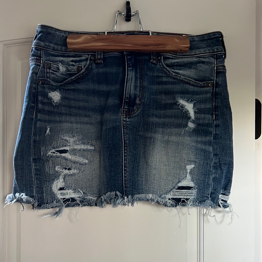American Eagle distressed denim skirt